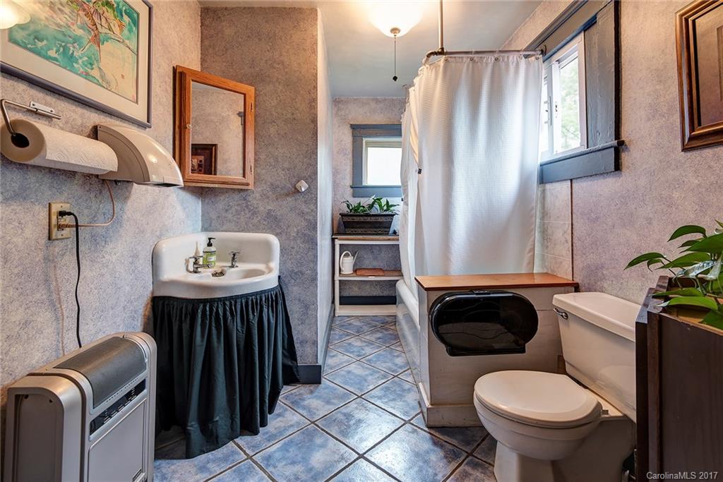 25 Orange Street Asheville NC 28801