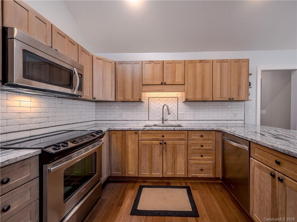 20 Cane Crest Circle Fairview NC 28730
