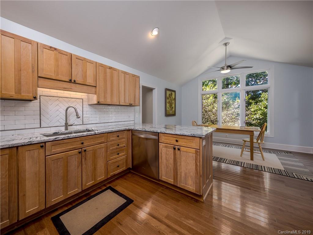 20 Cane Crest Circle Fairview NC 28730