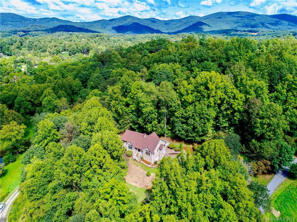 20 Cane Crest Circle Fairview NC 28730