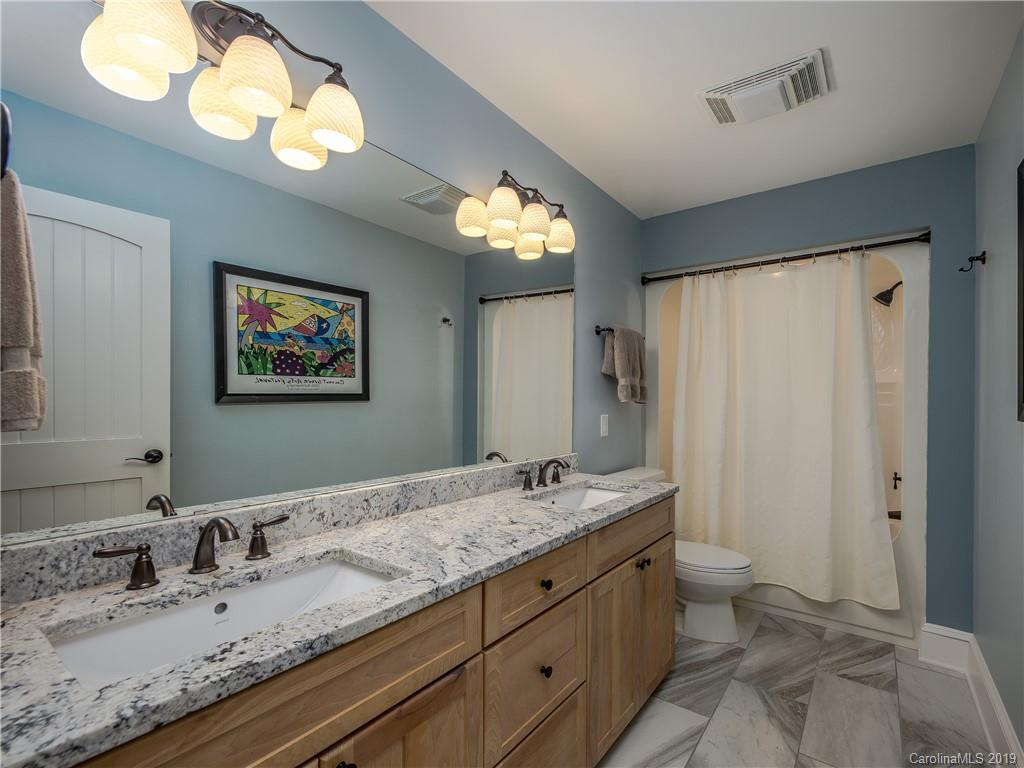 20 Cane Crest Circle Fairview NC 28730