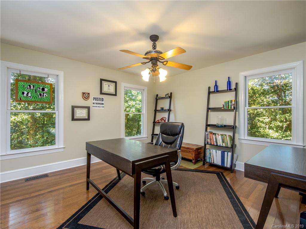 20 Cane Crest Circle Fairview NC 28730