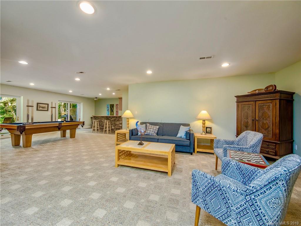 20 Cane Crest Circle Fairview NC 28730