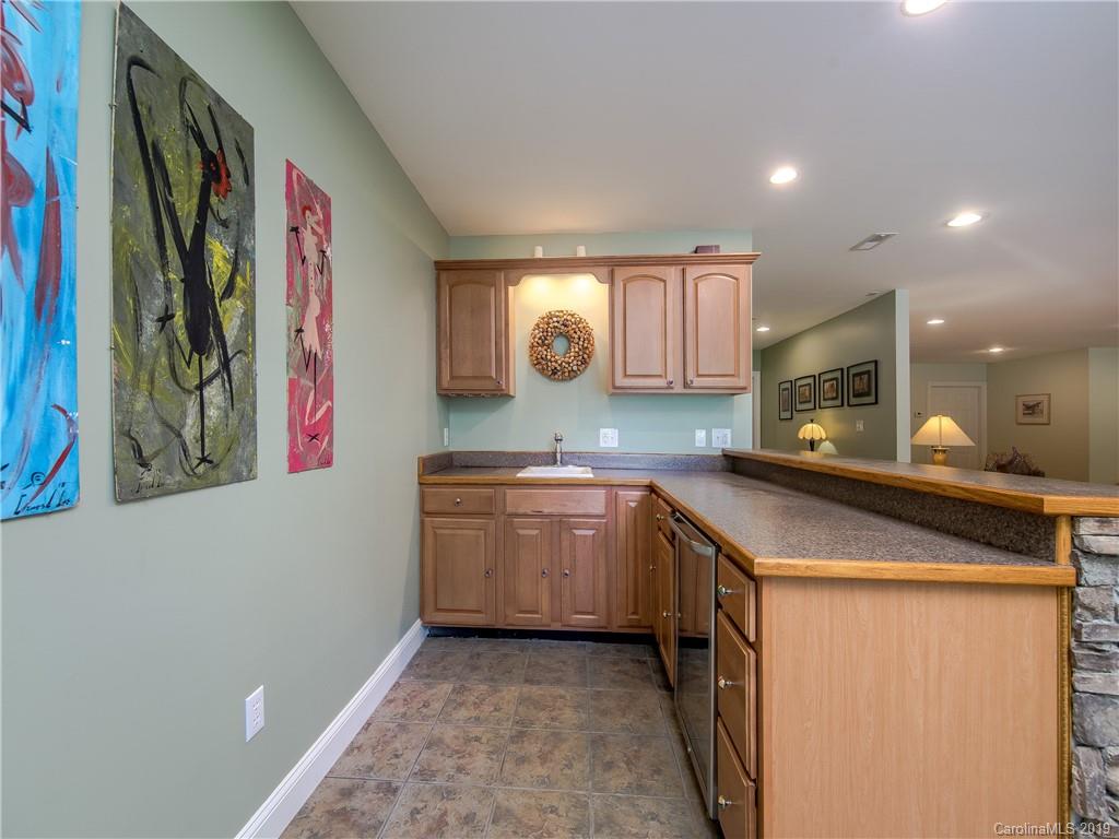 20 Cane Crest Circle Fairview NC 28730