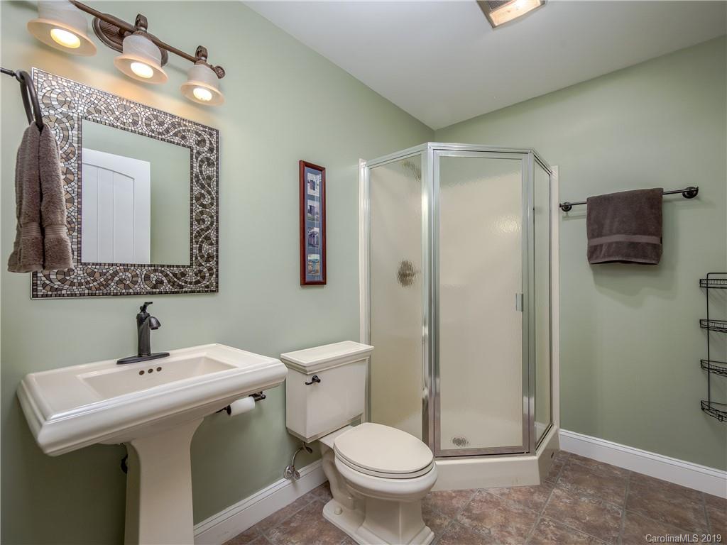 20 Cane Crest Circle Fairview NC 28730
