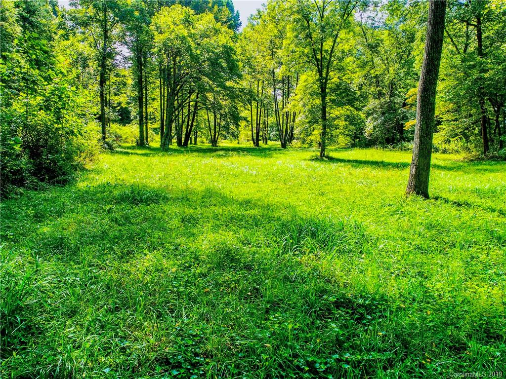 20 Cane Crest Circle Fairview NC 28730