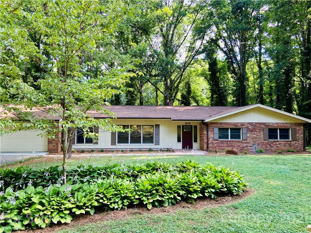 2609 Caroline Street Statesville NC 28625