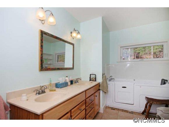 41 Forest Glen Trail Asheville NC 28805