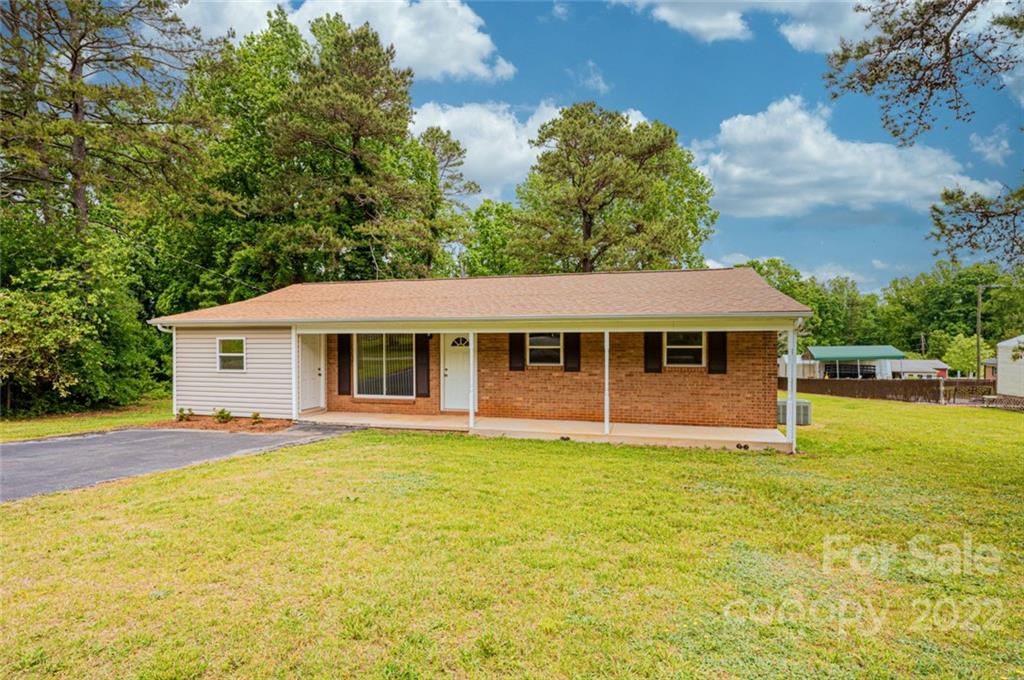 2282 Arbor Lane Newton NC 28658