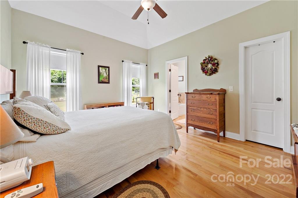 2405 Riceville Road Asheville NC 28805