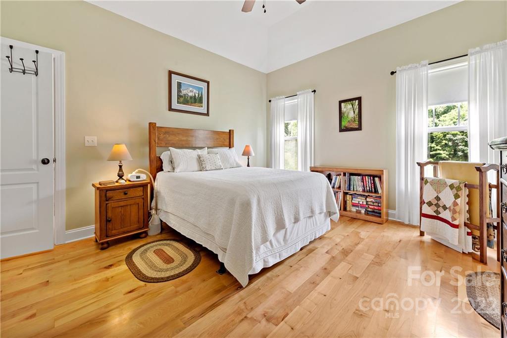 2405 Riceville Road Asheville NC 28805