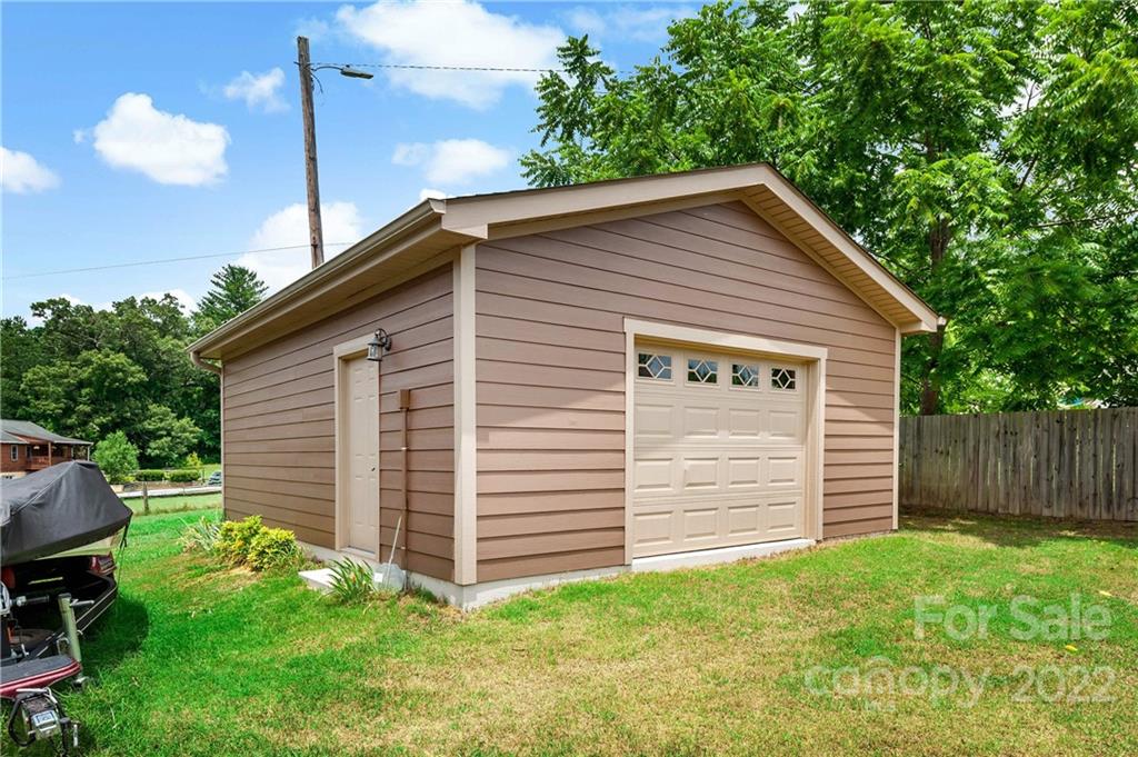 2405 Riceville Road Asheville NC 28805