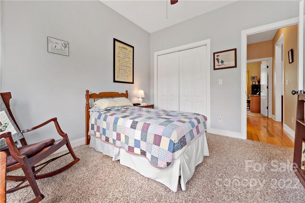 2405 Riceville Road Asheville NC 28805