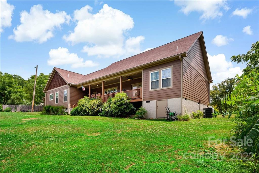 2405 Riceville Road Asheville NC 28805