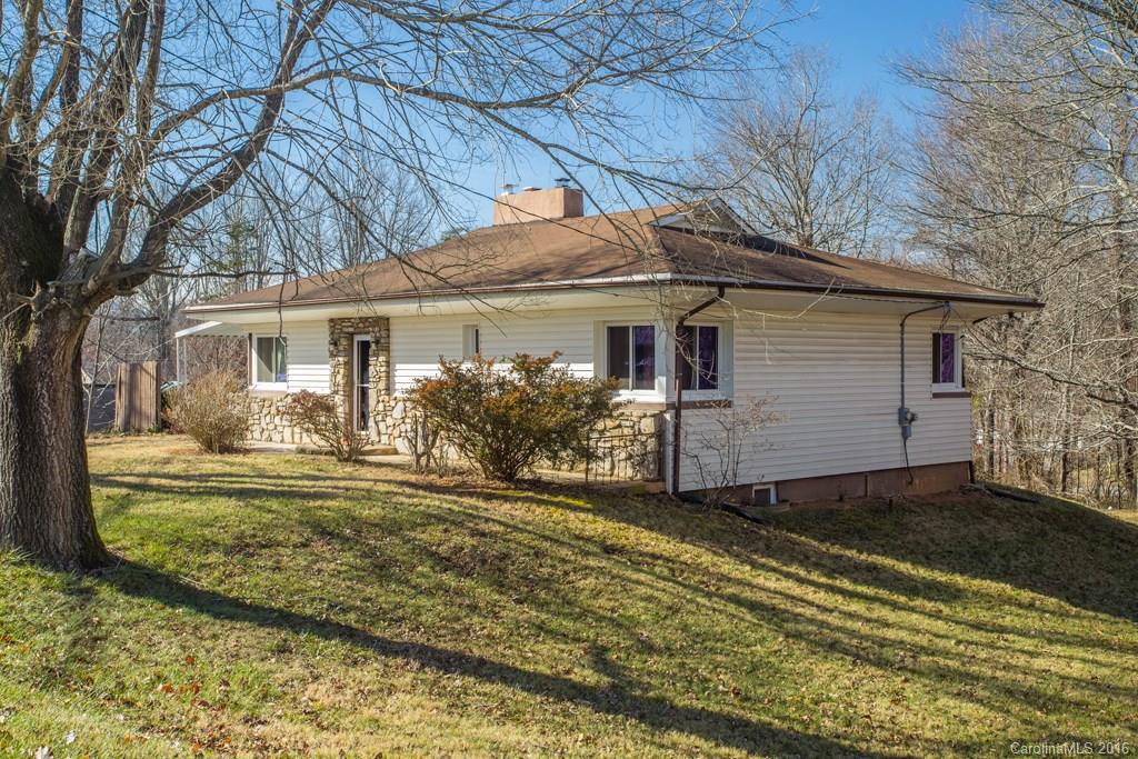 97 Maple Avenue Candler NC 28715