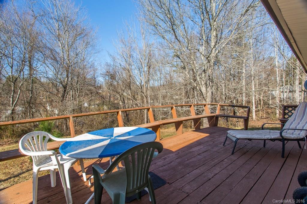 97 Maple Avenue Candler NC 28715