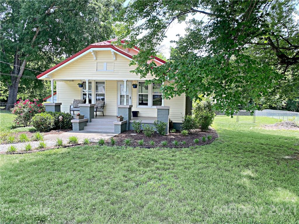 317 W 12th Street Newton NC 28658