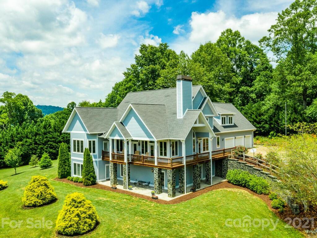104 Ned Robinson Road Burnsville NC 28714