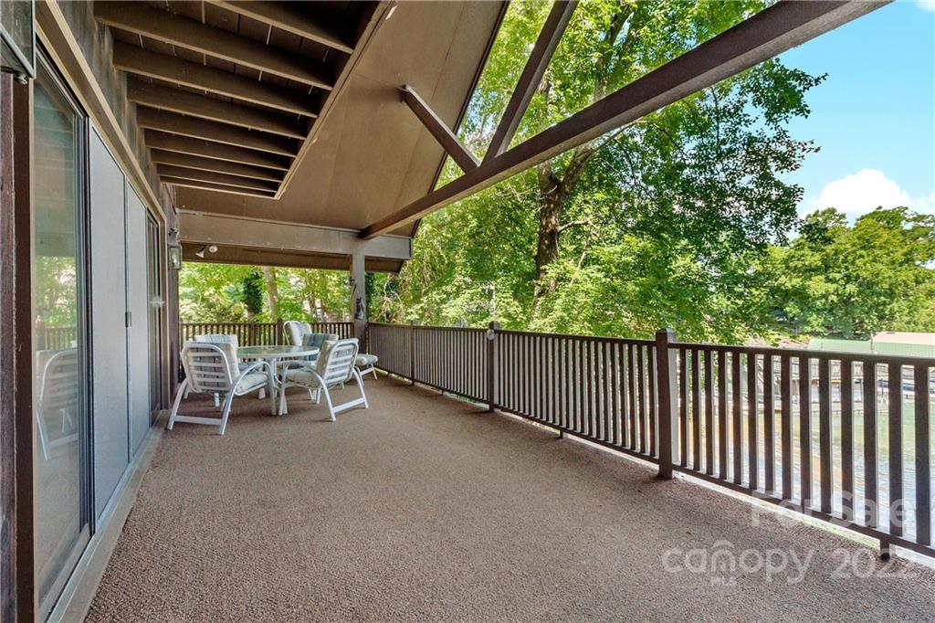 6309 N Shore Drive Nebo NC 28761