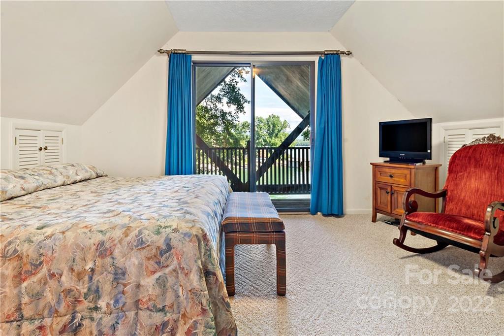 6309 N Shore Drive Nebo NC 28761