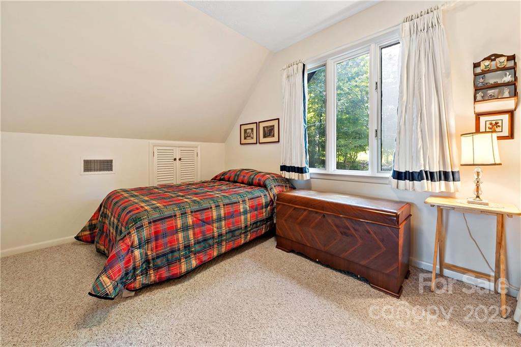 6309 N Shore Drive Nebo NC 28761