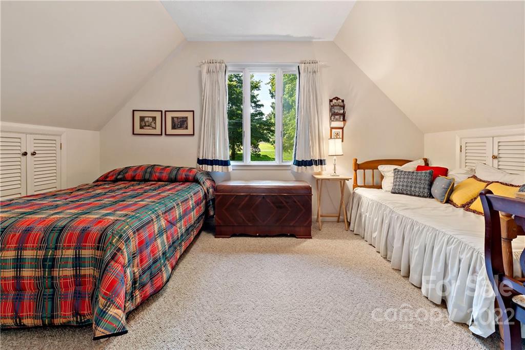 6309 N Shore Drive Nebo NC 28761
