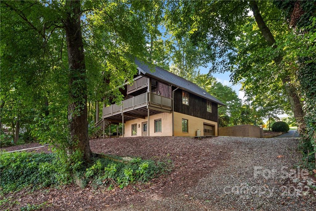 6309 N Shore Drive Nebo NC 28761