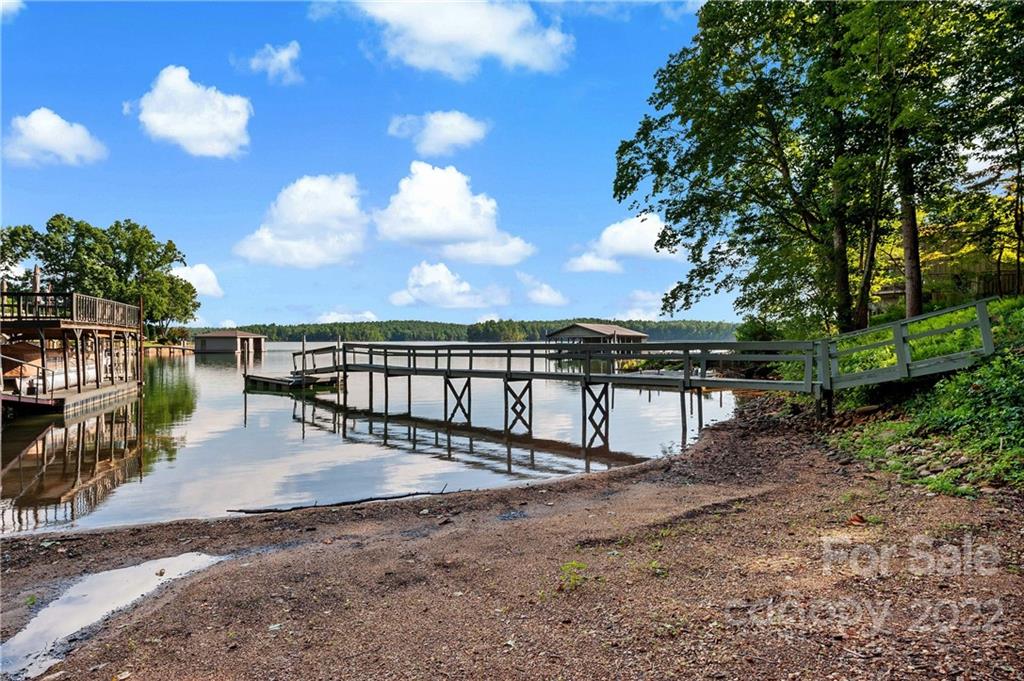 6309 N Shore Drive Nebo NC 28761