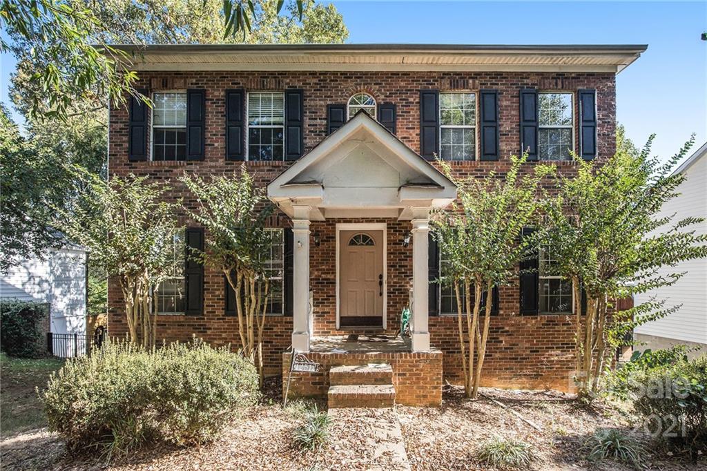 12512 Woodside Falls Road Pineville NC 28134