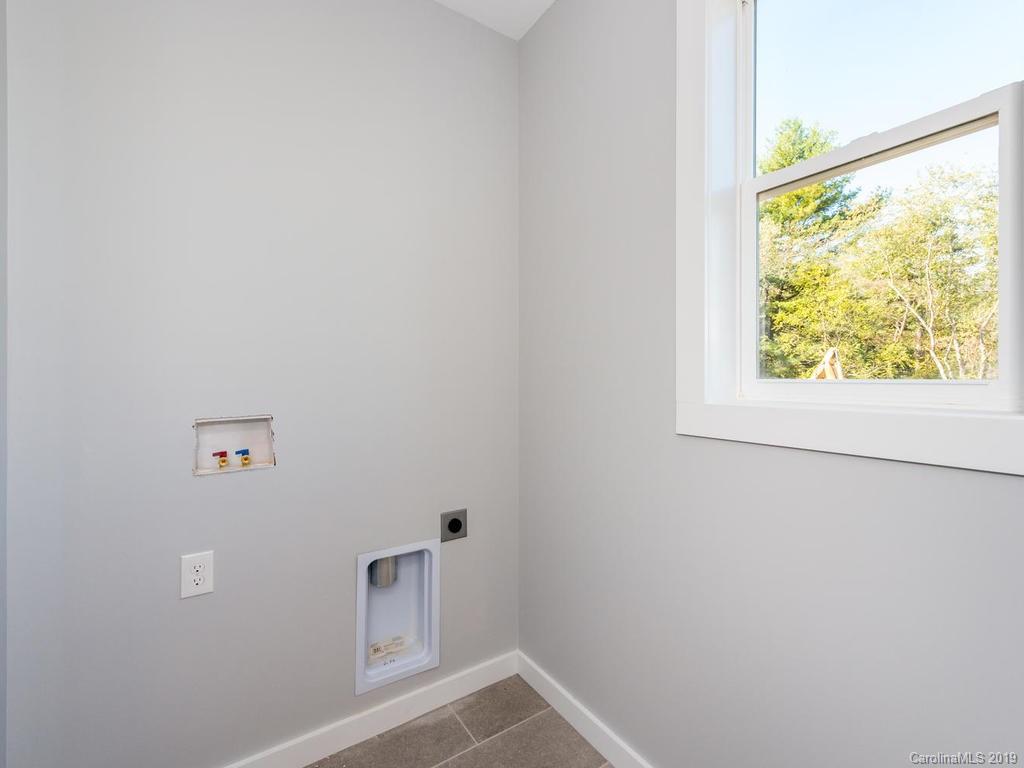24 Brown Avenue Asheville NC 28804