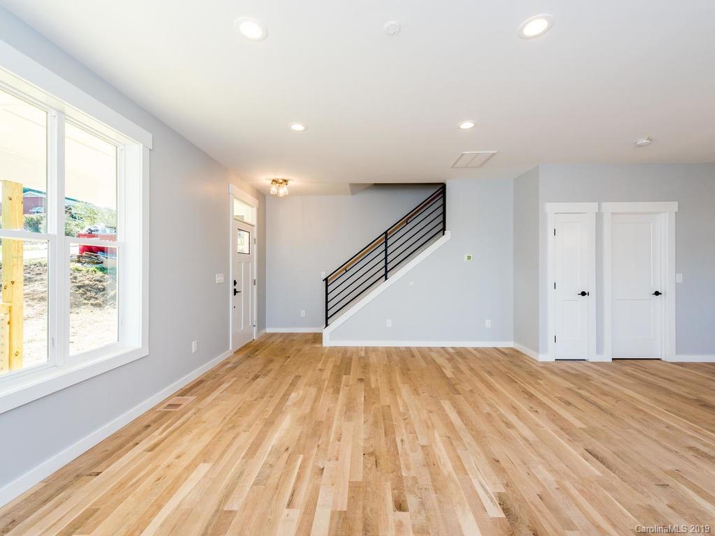 24 Brown Avenue Asheville NC 28804
