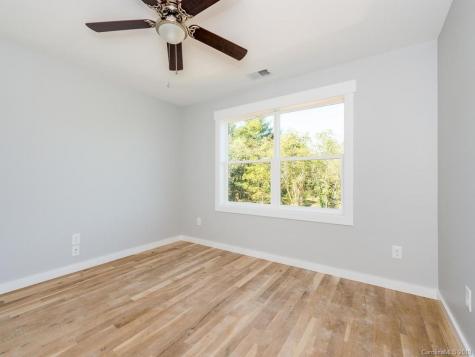 24 Brown Avenue Asheville NC 28804