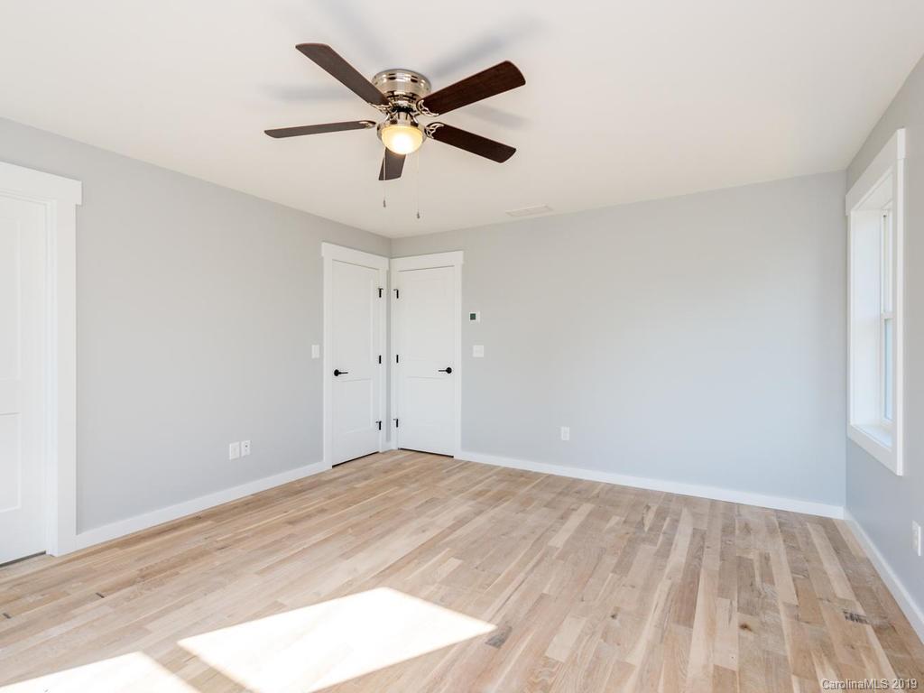 24 Brown Avenue Asheville NC 28804