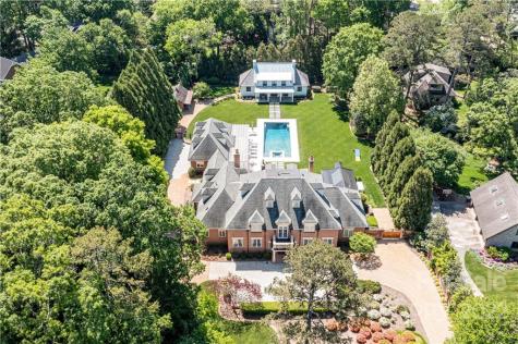 907 Huntington Park Drive Charlotte NC 28211