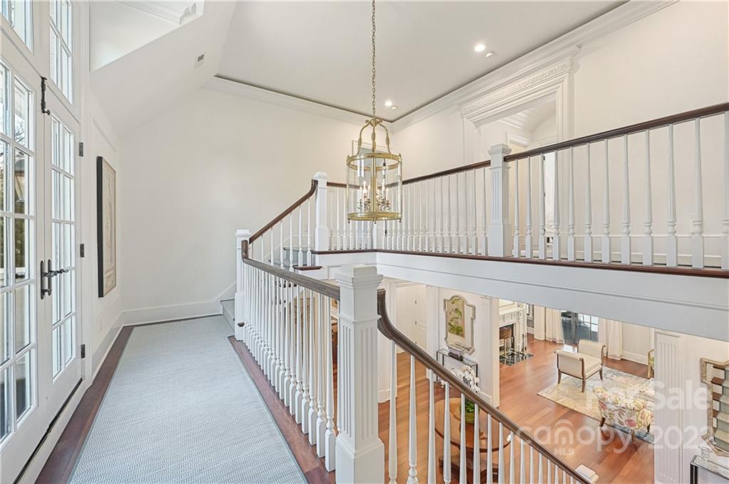 907 Huntington Park Drive Charlotte NC 28211