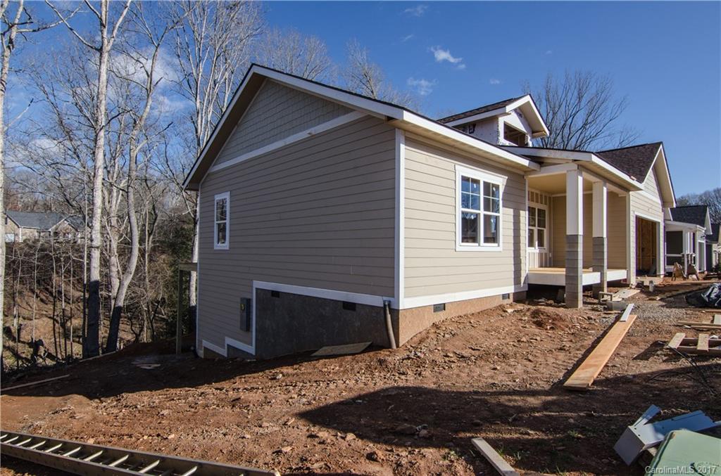 12 Asher Lane Arden NC 28704