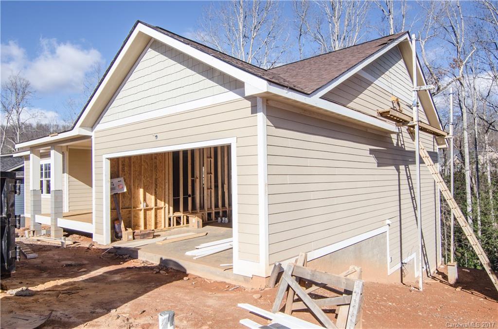12 Asher Lane Arden NC 28704