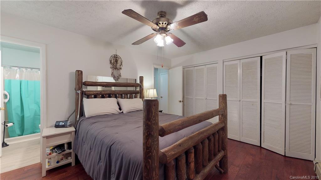 25 Welch Road Candler NC 28715