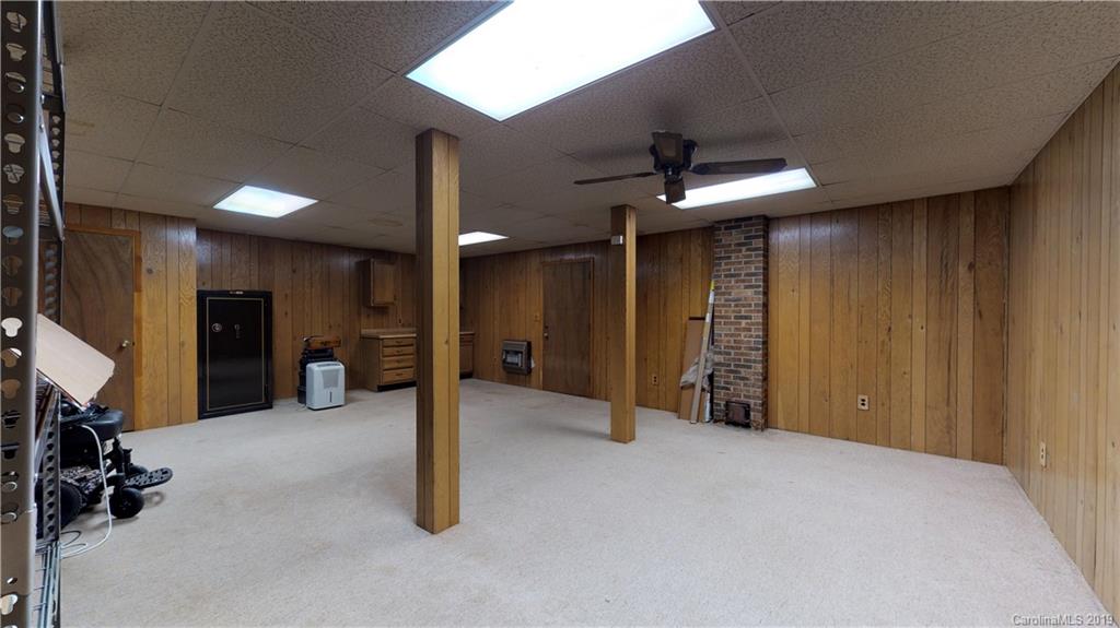 25 Welch Road Candler NC 28715