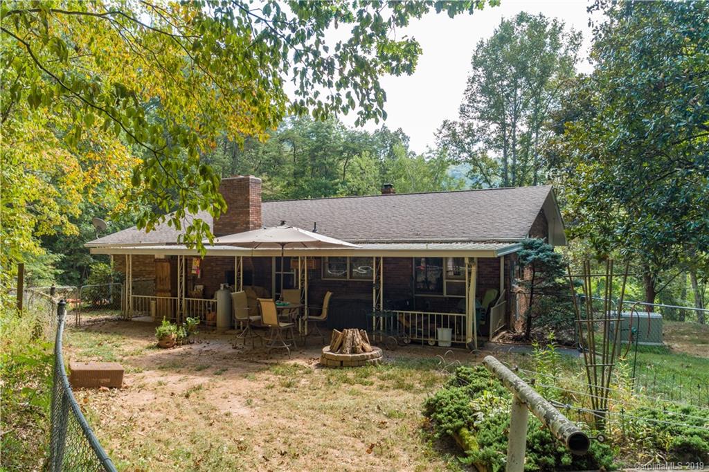 25 Welch Road Candler NC 28715