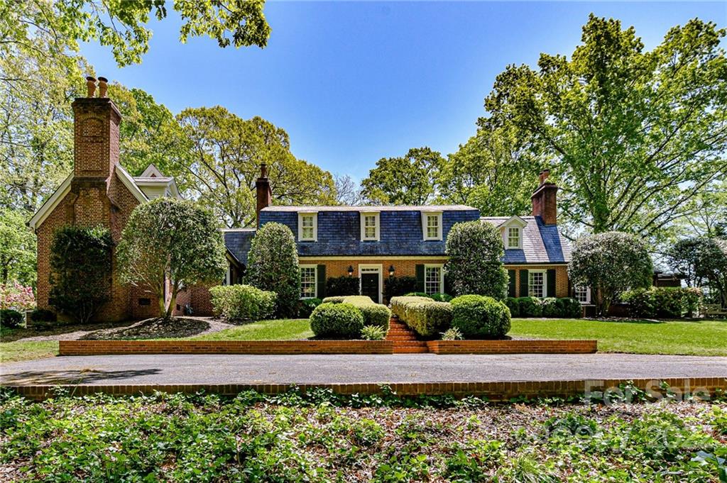 5135 Hardison Road Charlotte NC 28226