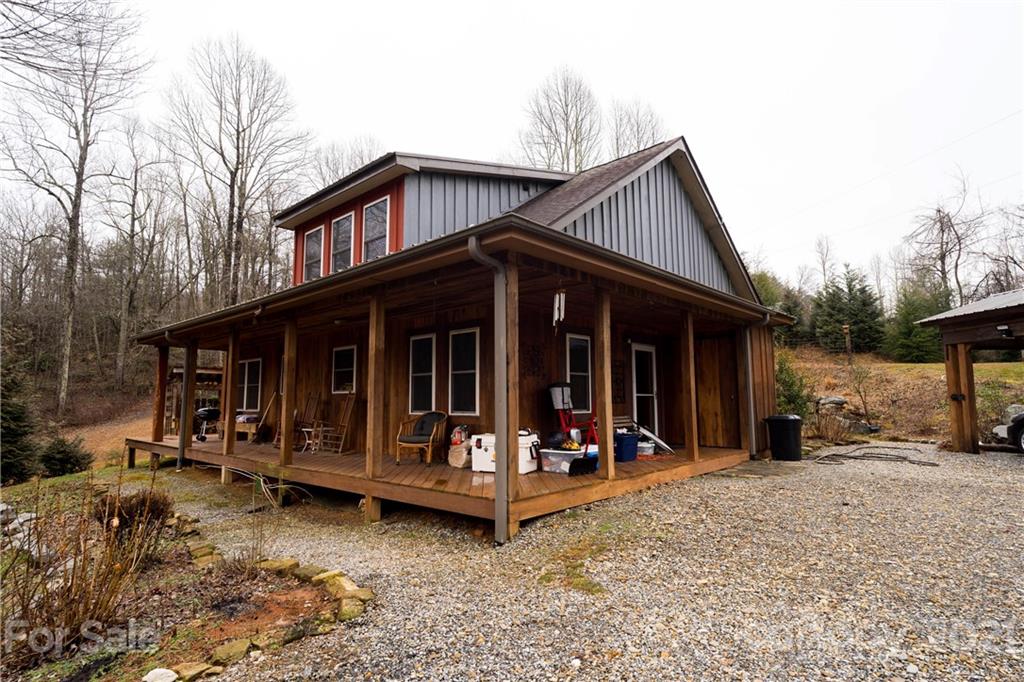 123 Morgan Creek Court Saluda NC 28773