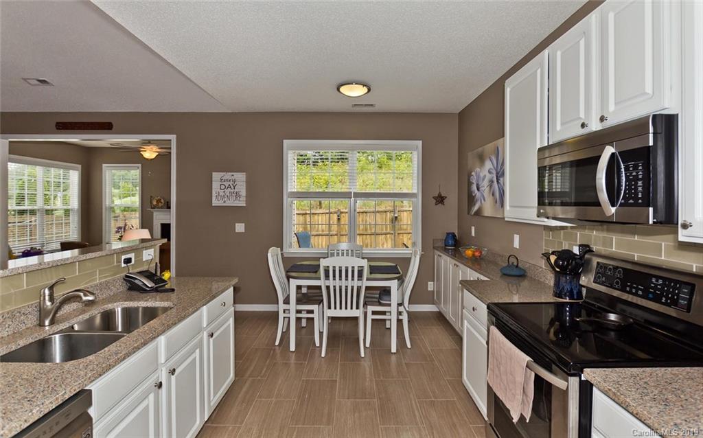 22 Summer Meadow Road Arden NC 28704