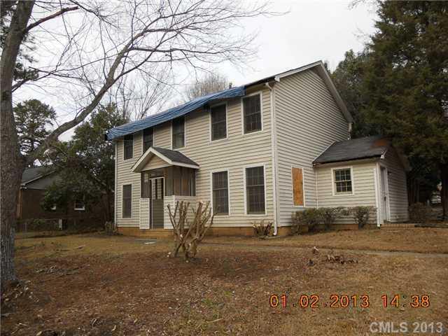 2727 Meadowcliff Drive Charlotte NC 28215