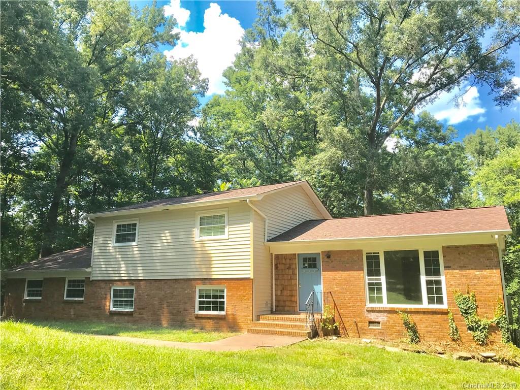 2200 Fair Forest Drive Matthews NC 28105