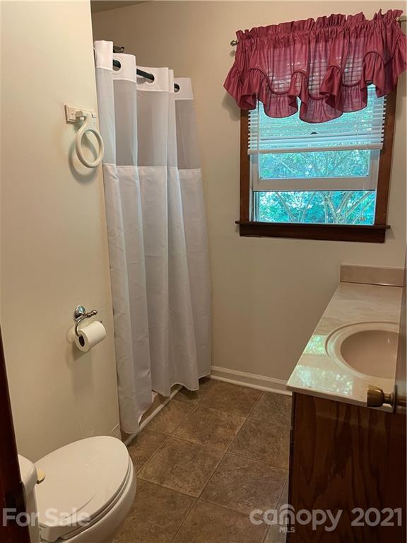80 Robinson Holler Drive Marion NC 28752