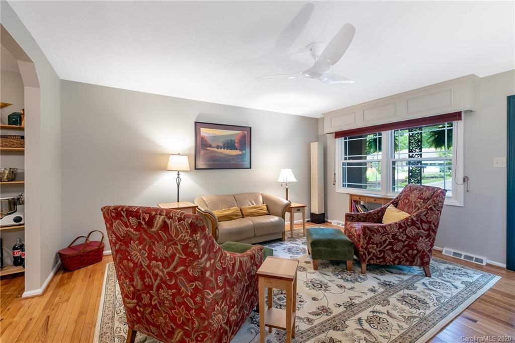 56 Botany Drive Asheville NC 28805