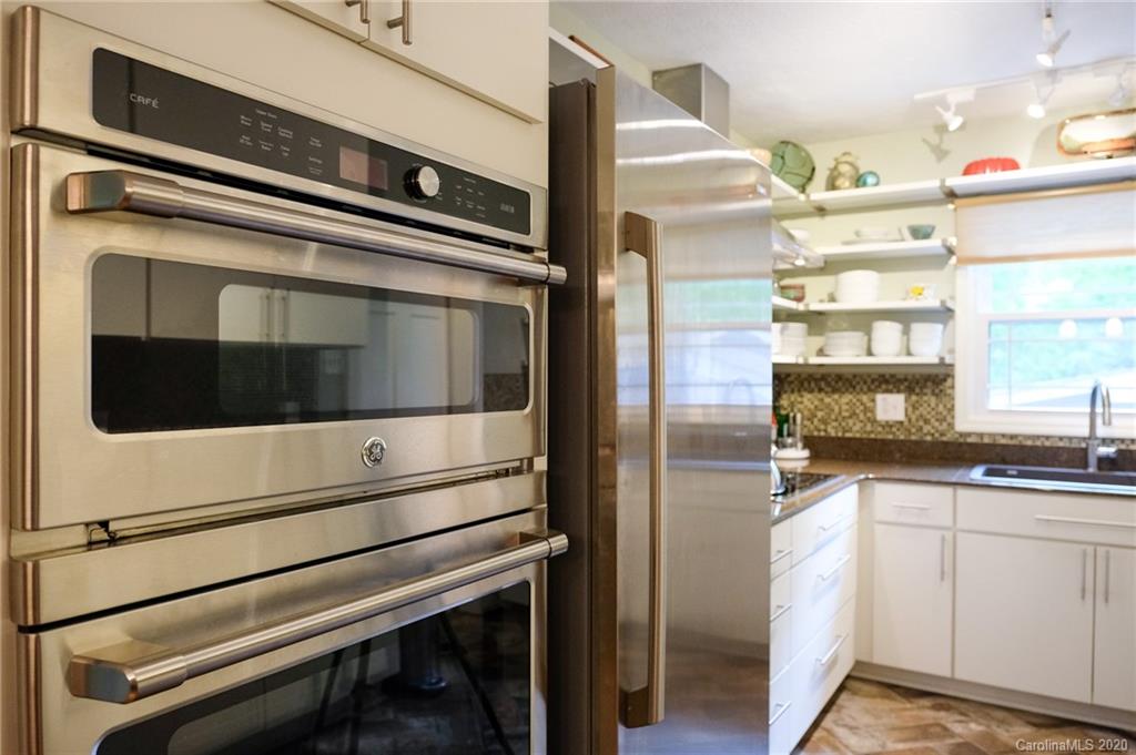 56 Botany Drive Asheville NC 28805