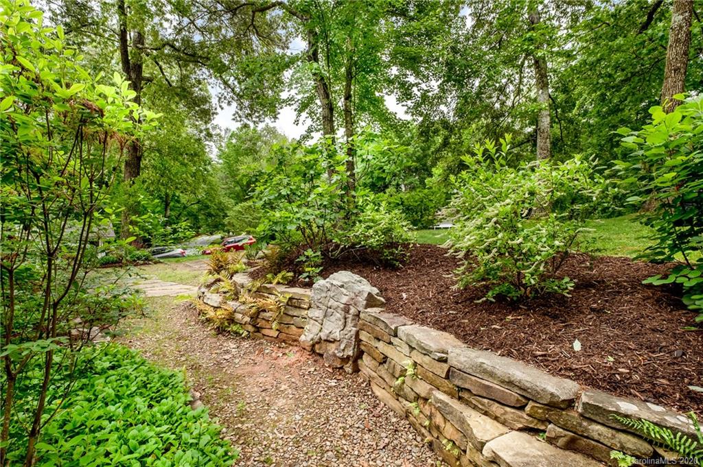 56 Botany Drive Asheville NC 28805