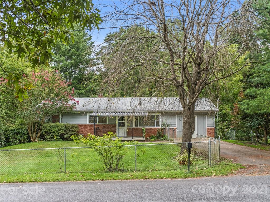 212 Reger Avenue Swannanoa NC 28778